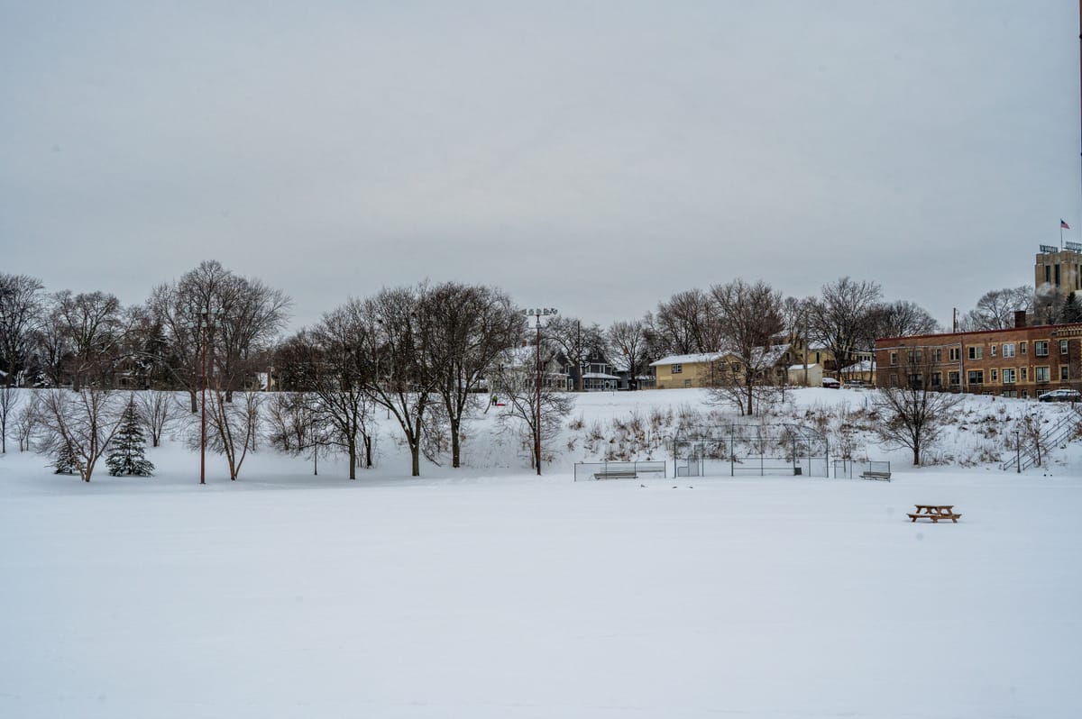 [GR01.04] baseball diamond